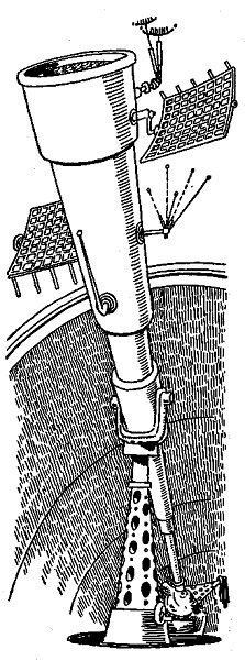 Черно-белое фото. Коротышка смотрит в огромный телескоп.