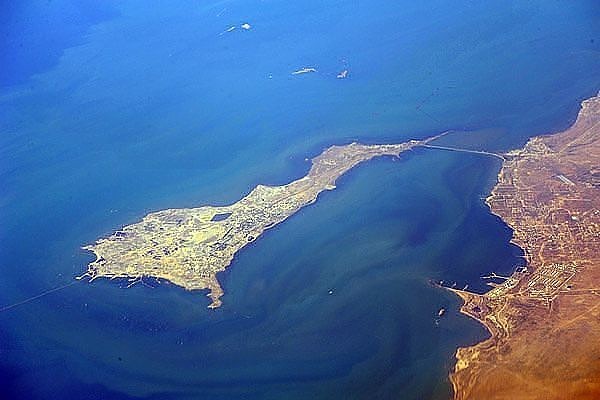 Остров Артём Остров Артём Баку