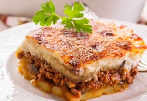 Запеканка Мусака Запеканка Мусака квадратный кусок